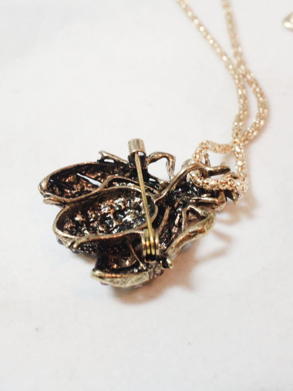 Betsey Johnson Purple Crystal Rhinestone Bee Bumble Bee Insect Pin or Necklace - Picture 10 of 11